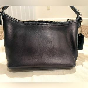 Small shoulder coach purse , excellent condition,